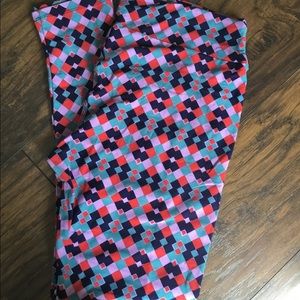 Lularoe tc buttery soft Leggings